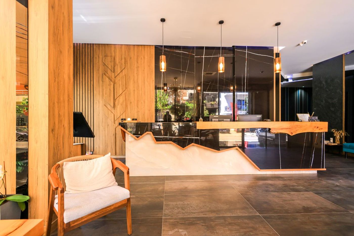 Apollon Hotel 16.12.25