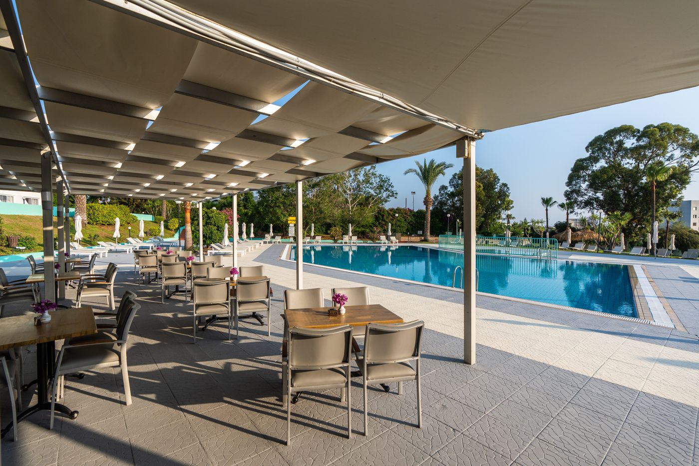 Adelais-Bay-Sports-and-Entertainment-5