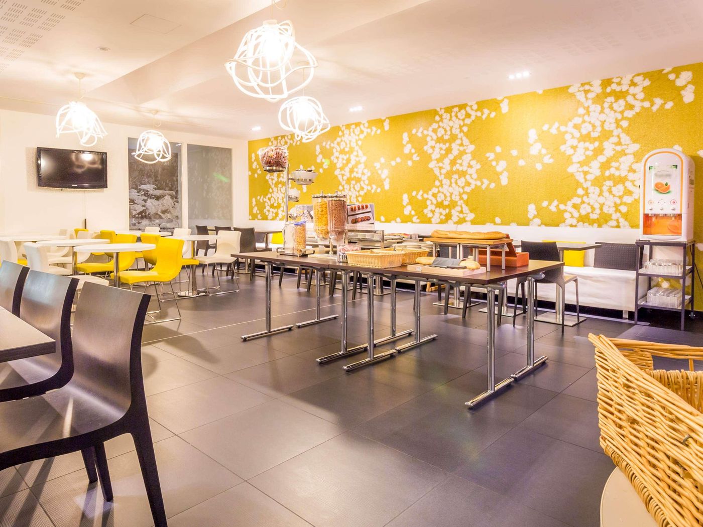 Hipark-Design-Suites-Nice-Restaurant-39