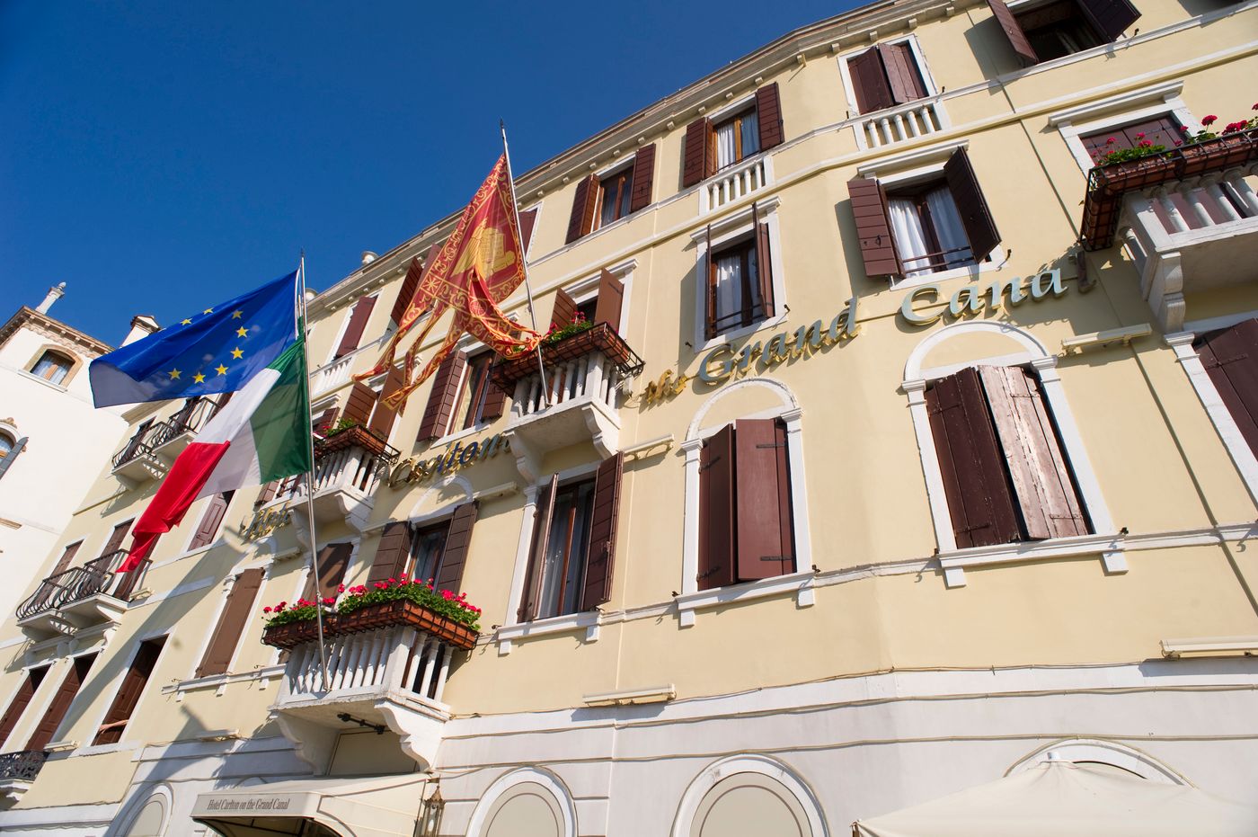 Carlton-on-the-Grand-Canal-General-view-2