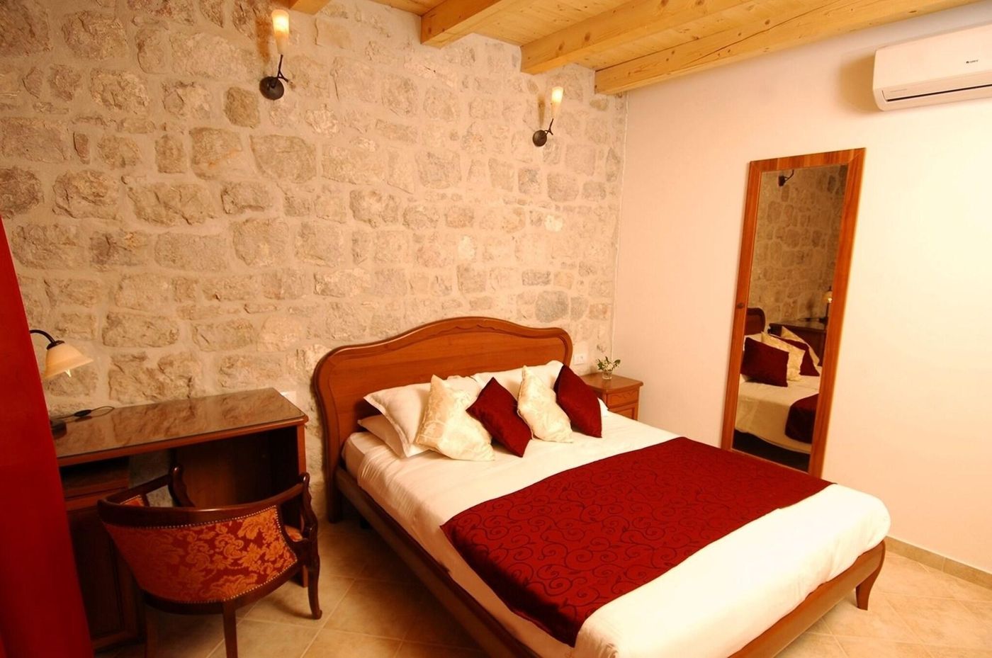 Hotel-Villa-Sigurata-Room-7