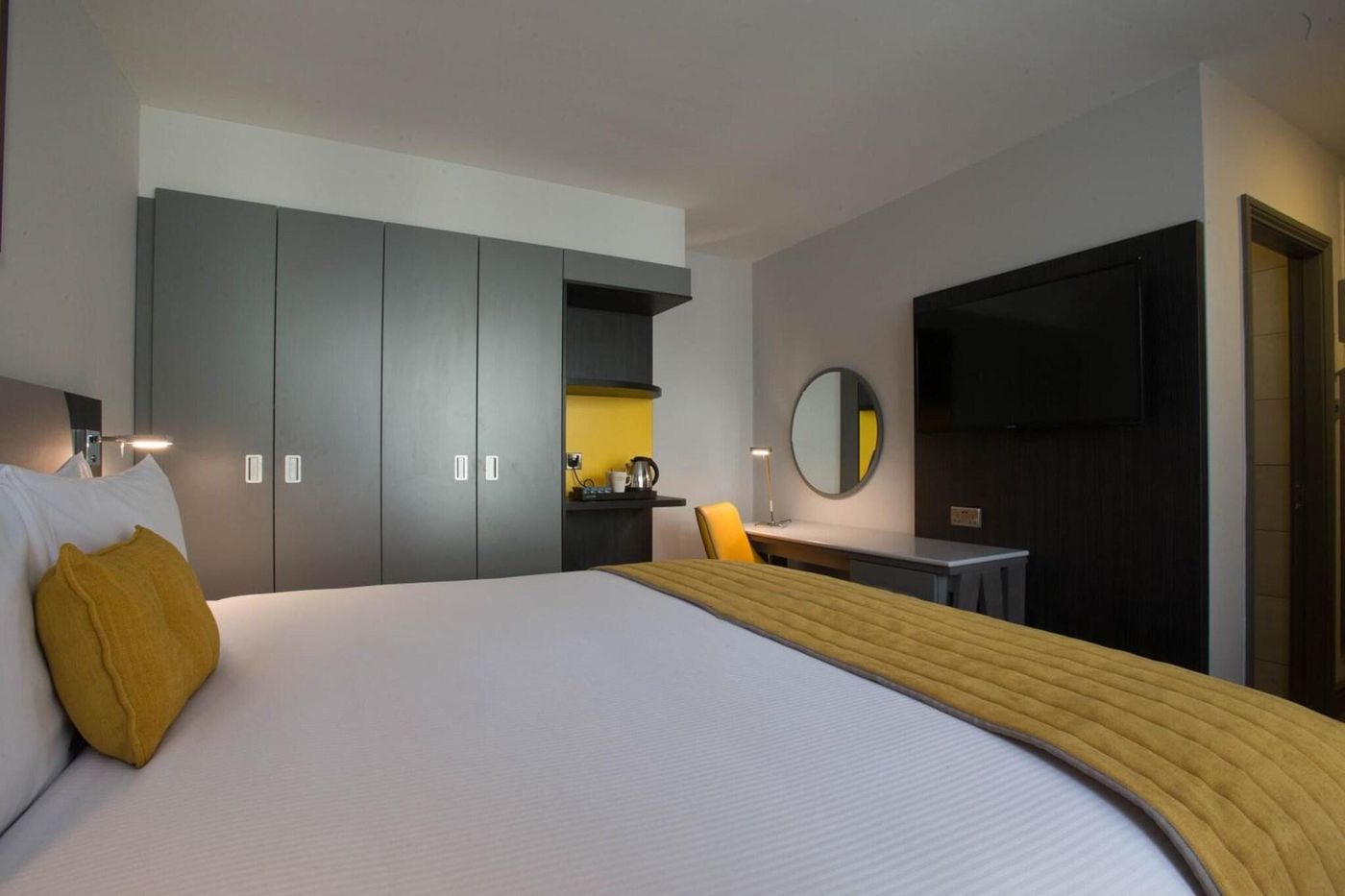 Maldron-Hotel-Pearse-Street-Room-16