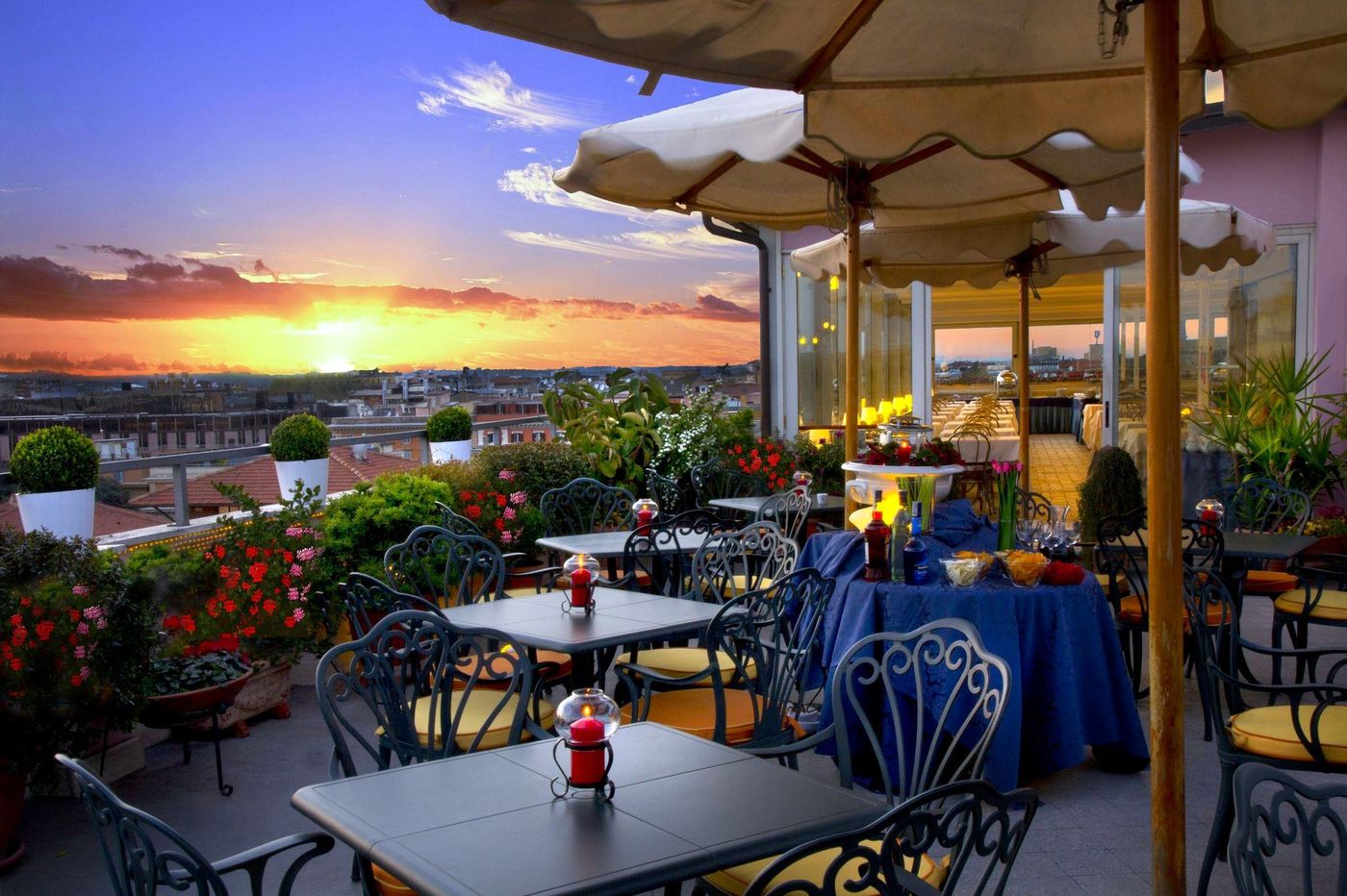 Marcella-Royal-Rooftop-Garden-Bar-59