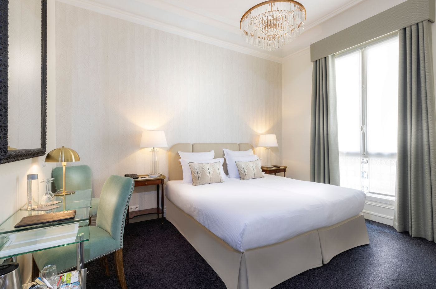 Hotel-Claridge-Worldhotel-Room-25