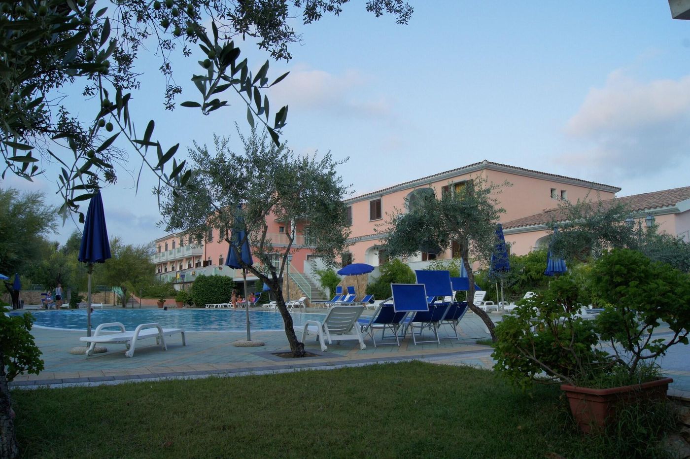 Gli-Ontani-Residence-Hotel-General-view-5