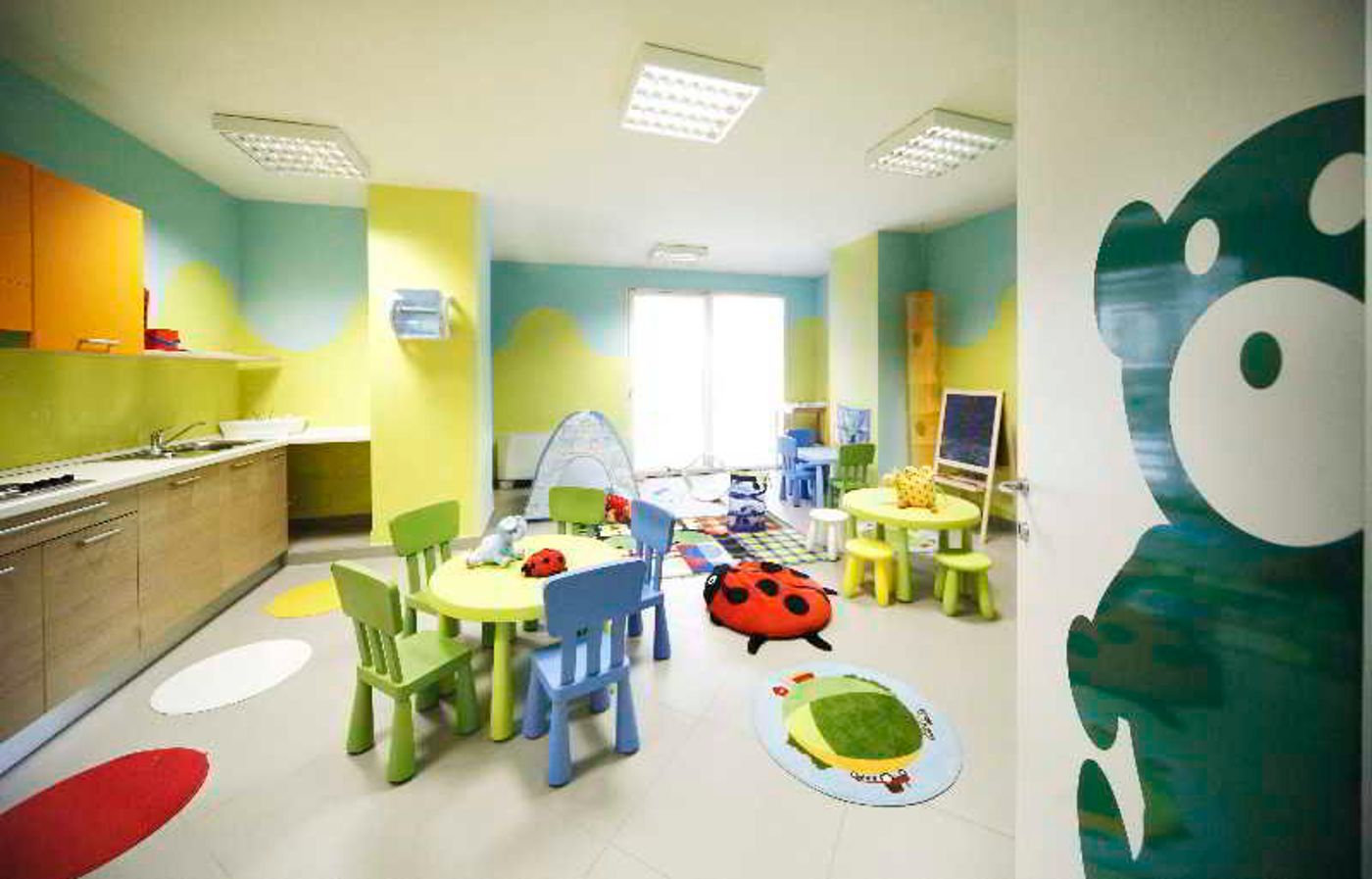 Yes Hotel Touring-Italy-Rimini-Lobby-9