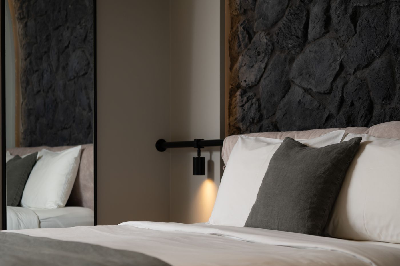 Apikia-Santorini-Room-59