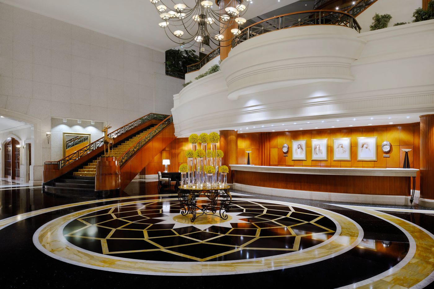 JW-Marriott-Hotel-Dubai-Lobby-12