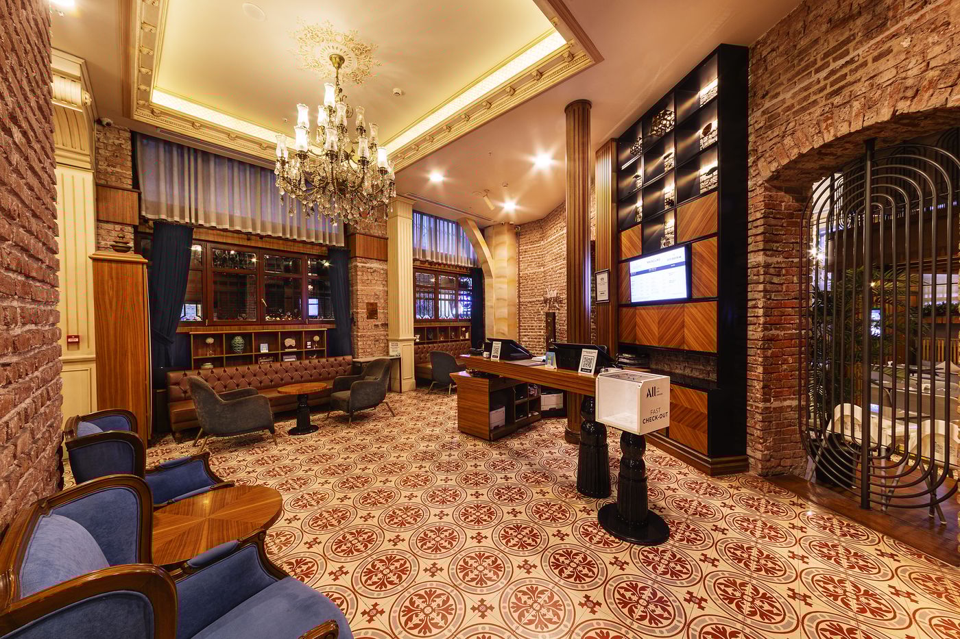 Mercure-Istanbul-Sirkeci-Lobby-16