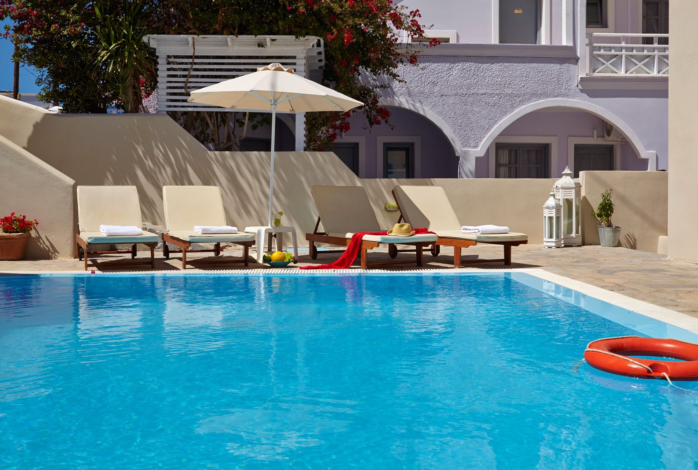 Studios-Marios-Pool-2