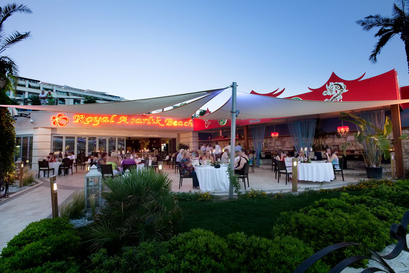 Royal-Asarlik-Beach-Bar-14