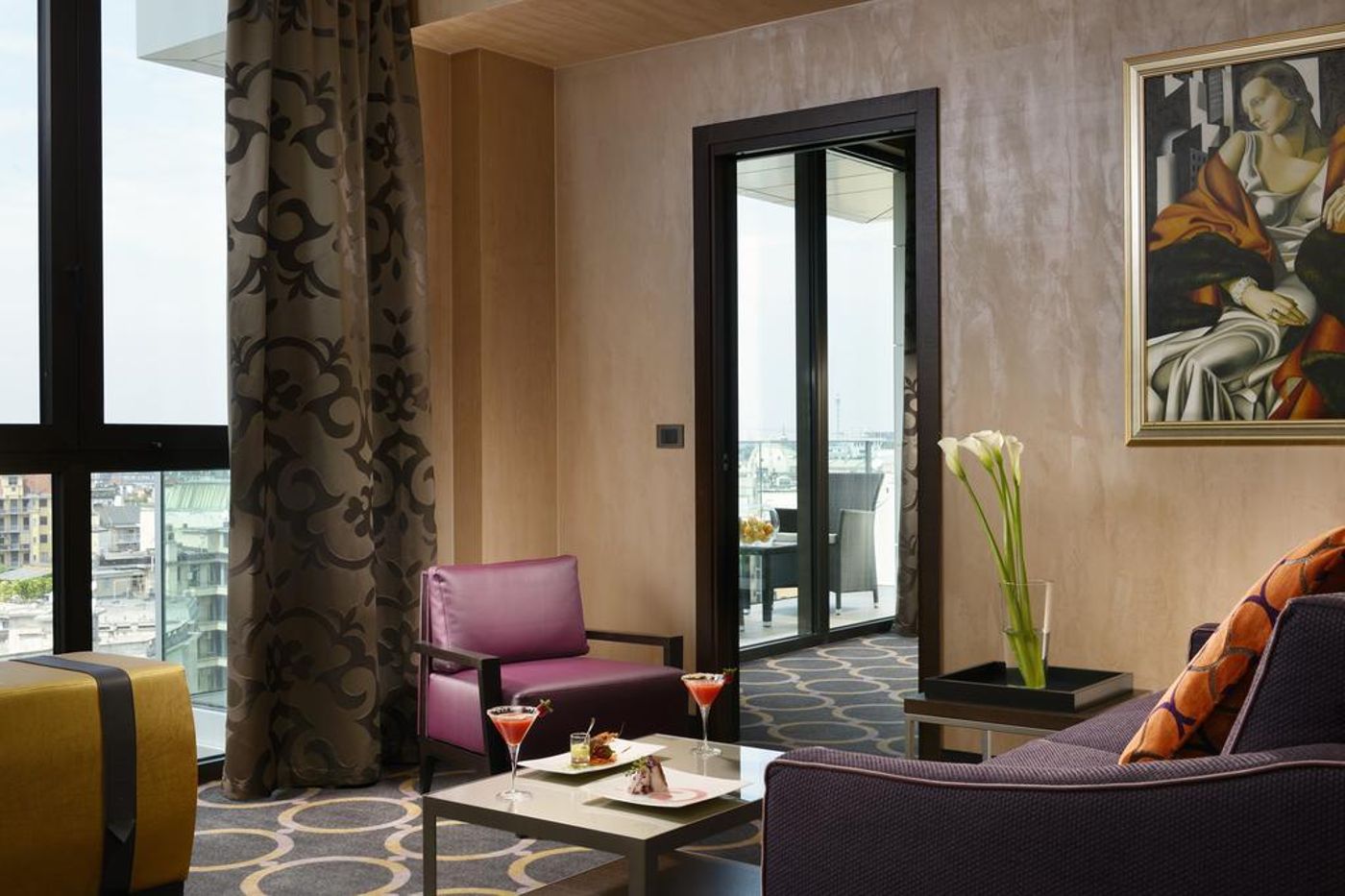 Uptown-Palace-Room-3