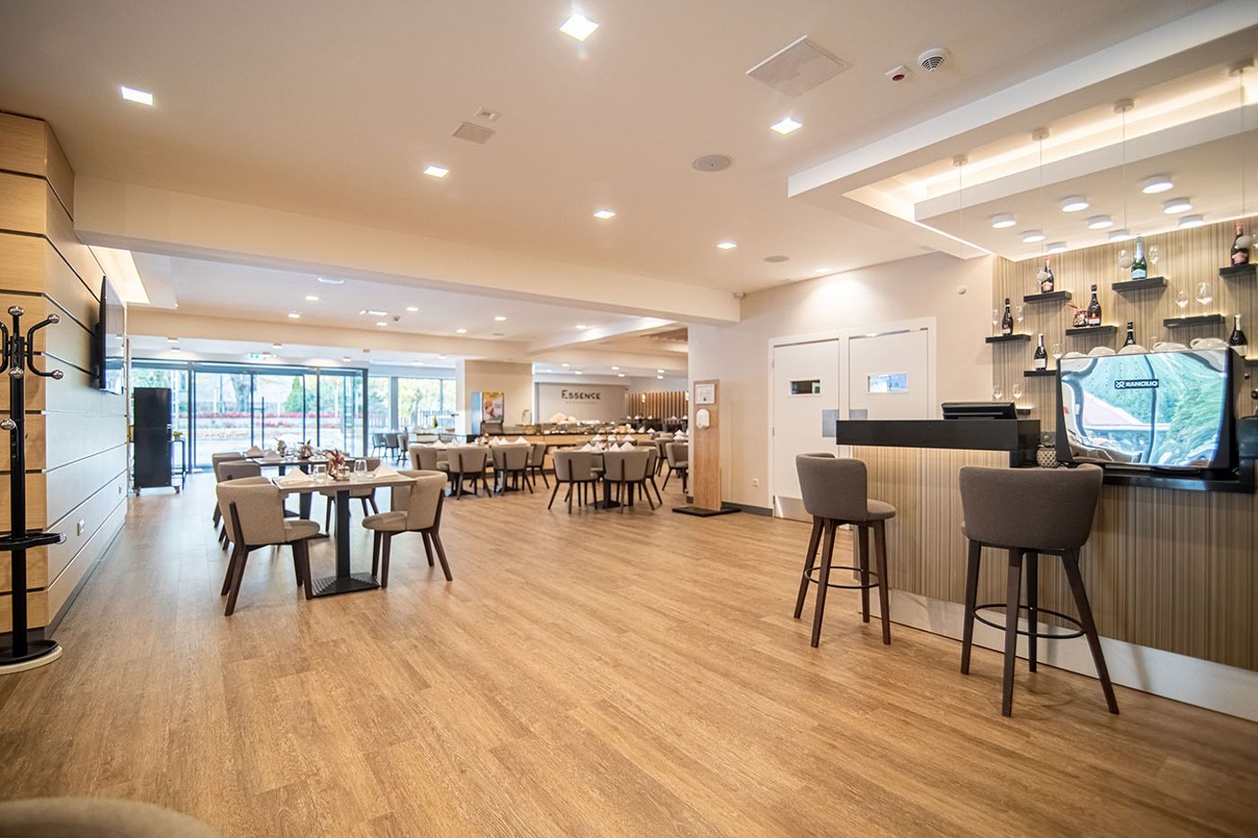 Rubin-Wellness---Conference-Hotel-Restaurant-2