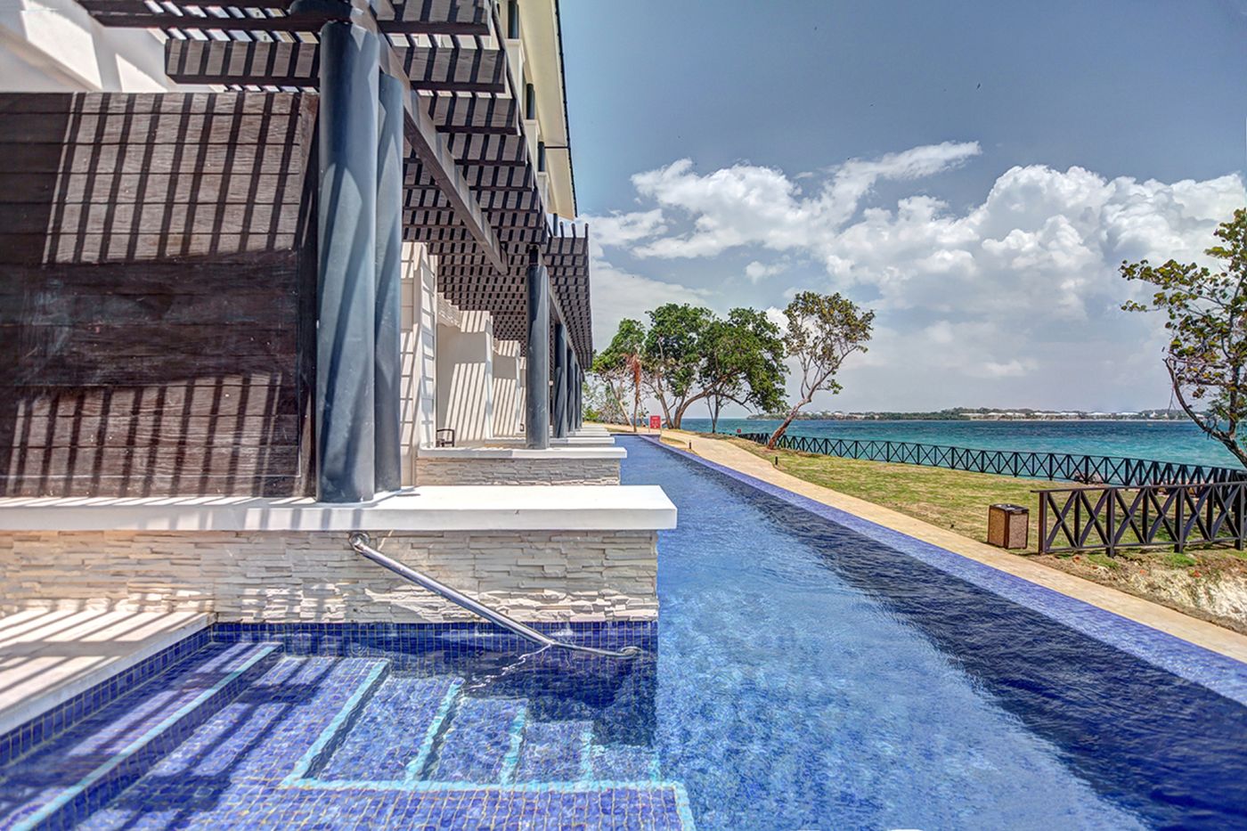 Hideaway-At-Royalton-Negril-Room-5