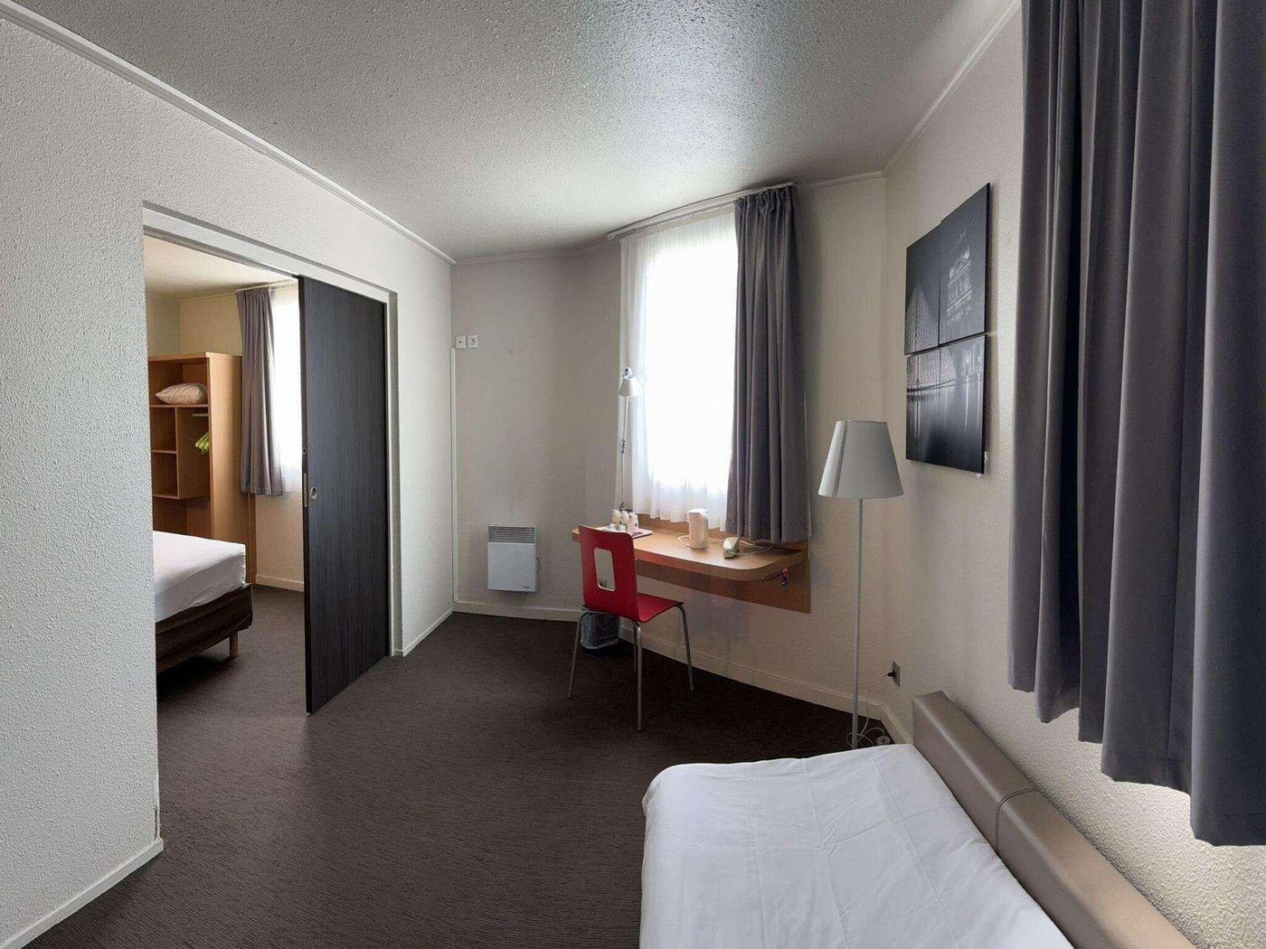 Campanile-Paris-Ouest---Pont-de-Suresnes-Room-42