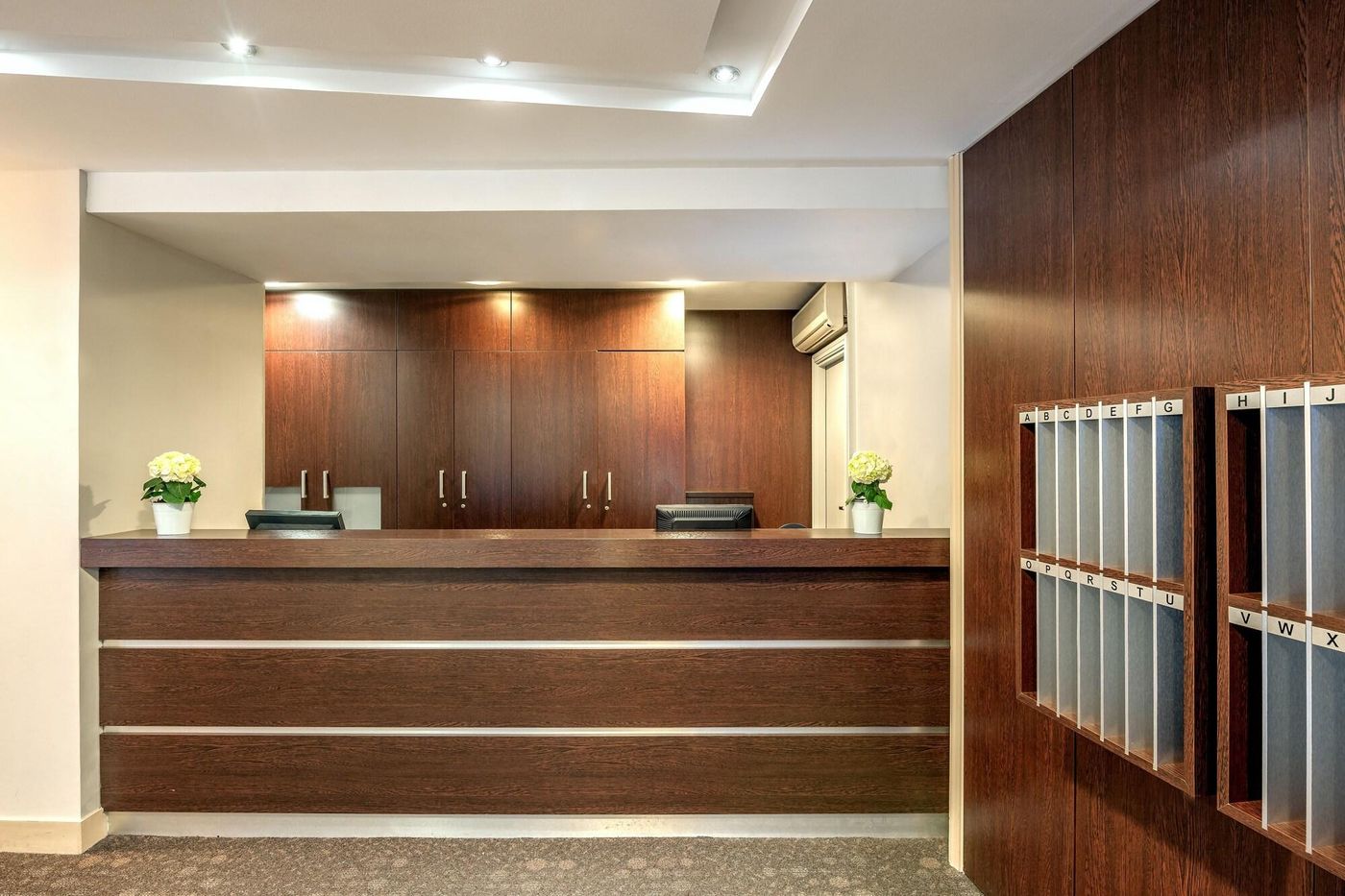 Citadines-Republique-Lobby-6