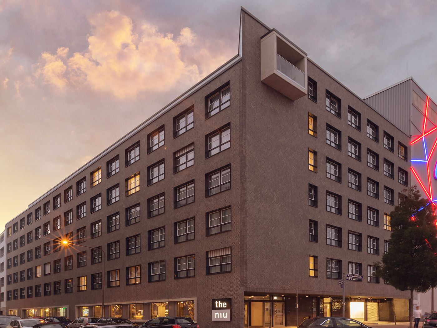 Holiday Inn - The Niu, Coin Frankfurt Ostend - Germany - Frankfurt Am Main - General view - 3