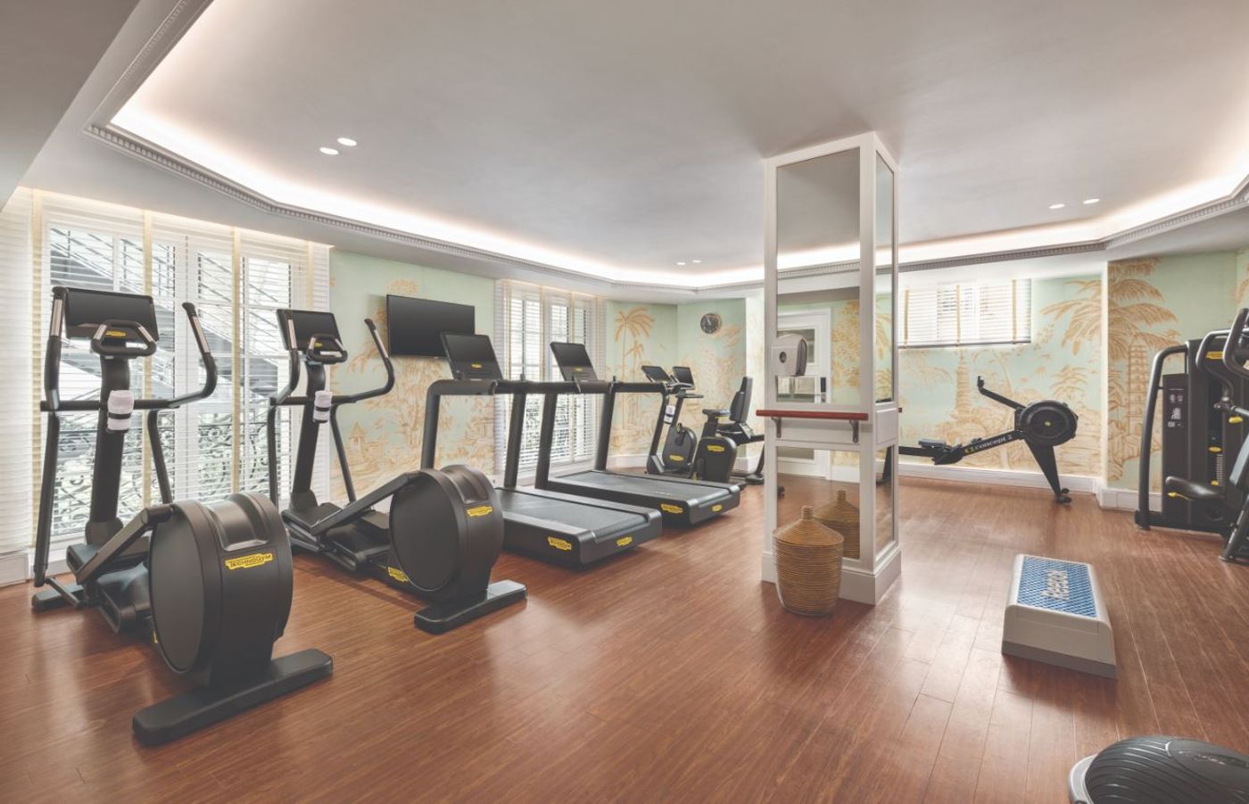 Shangri-La Hotel Paris