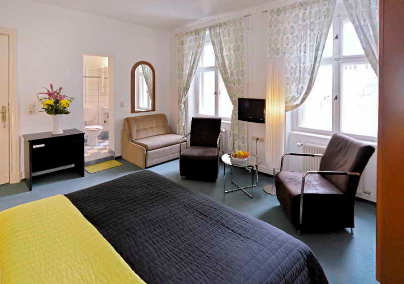 Old-Town-Hotel-Greifswalder-Strasse-Room-14