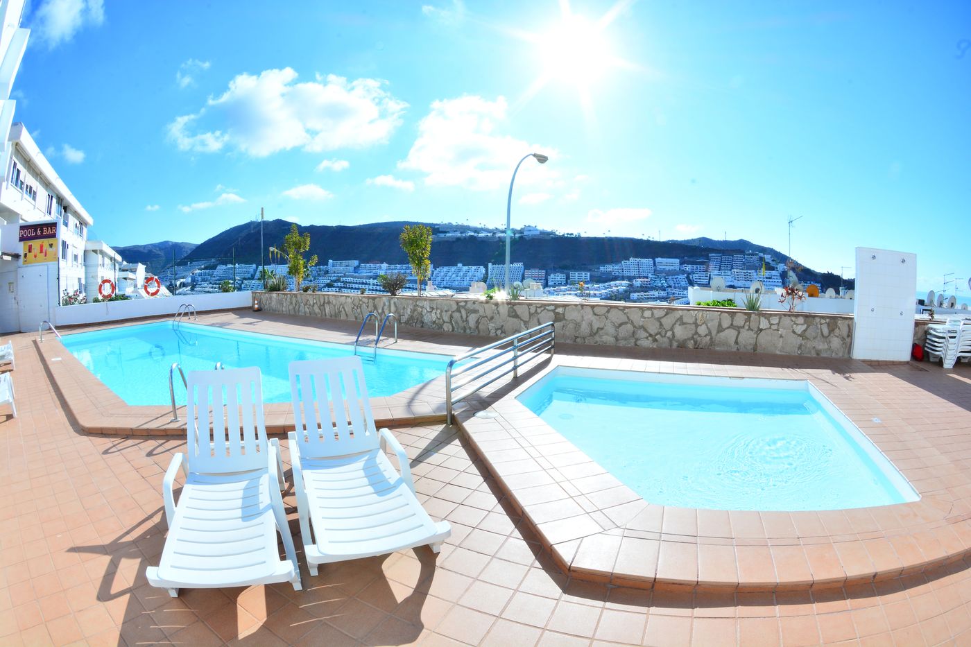 Puerto-Bello-Apartamentos-Pool-7