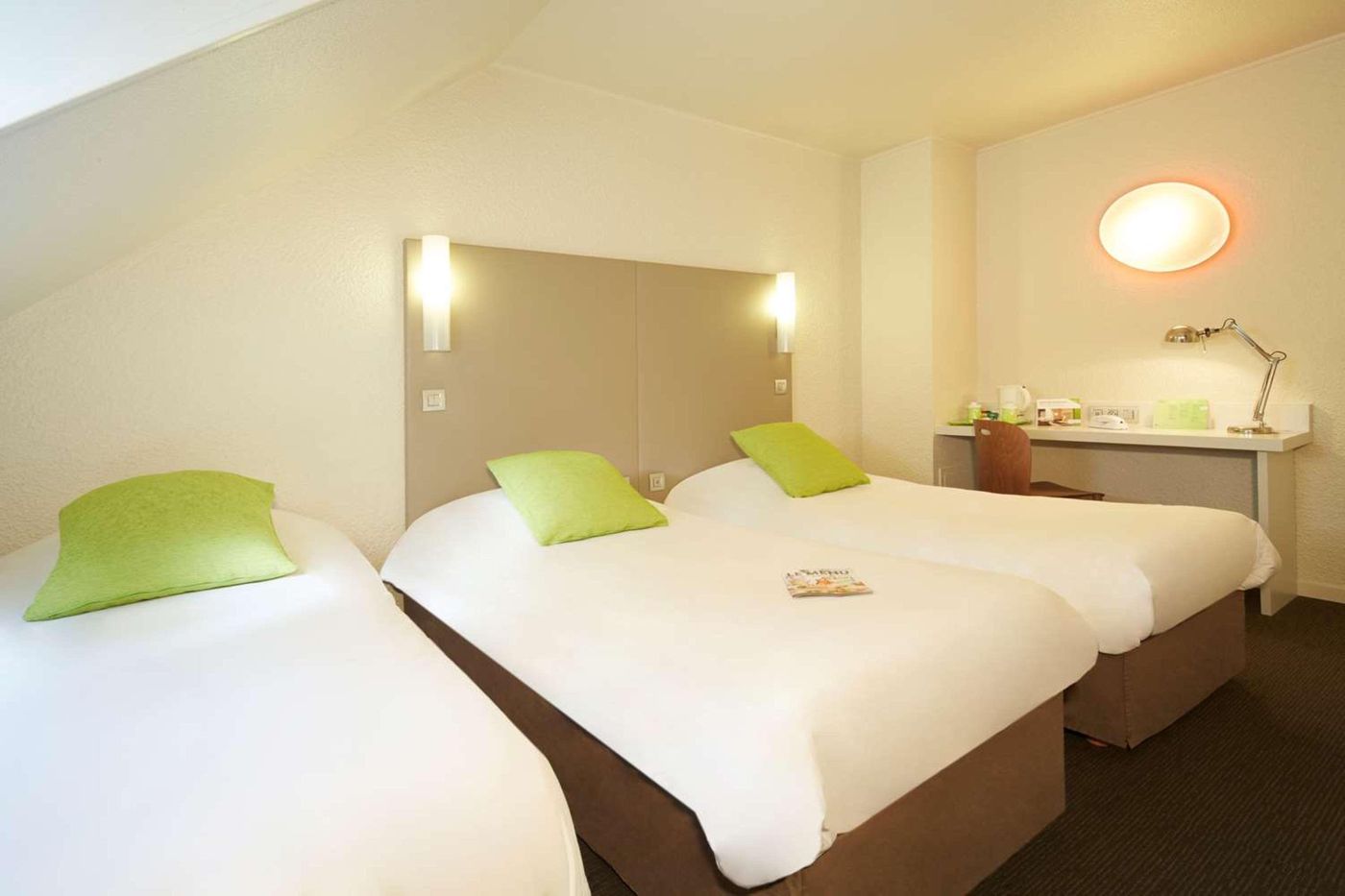 Campanile-Paris-Ouest---Levallois-Perret-Room-22