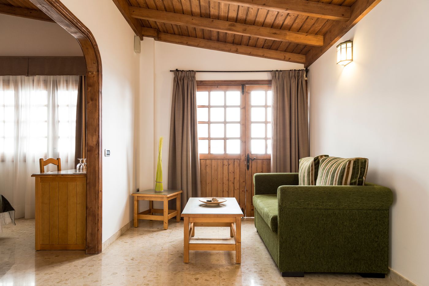 Melva-suite-hotel-Room-26