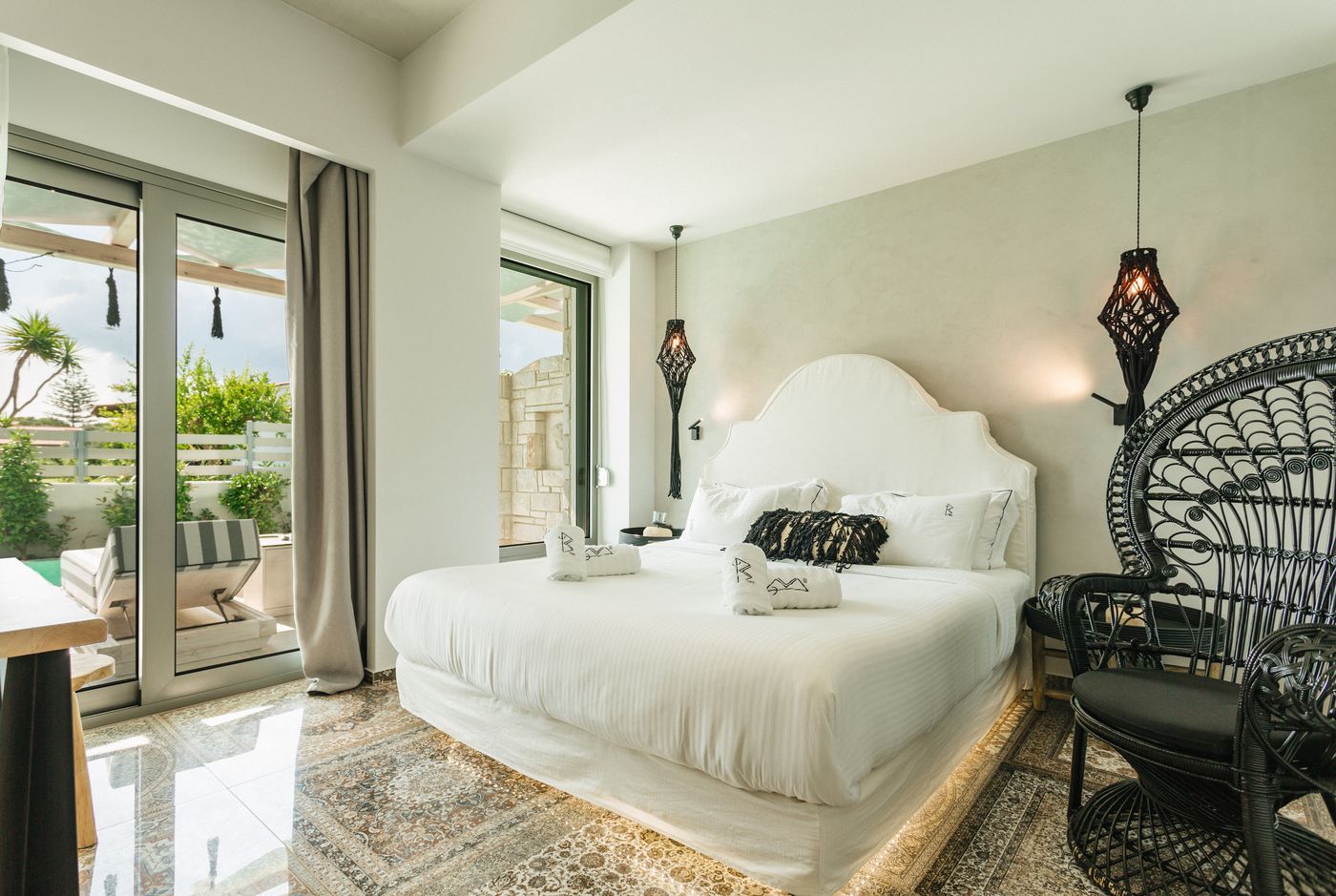 Blue Carpet Luxury Suites