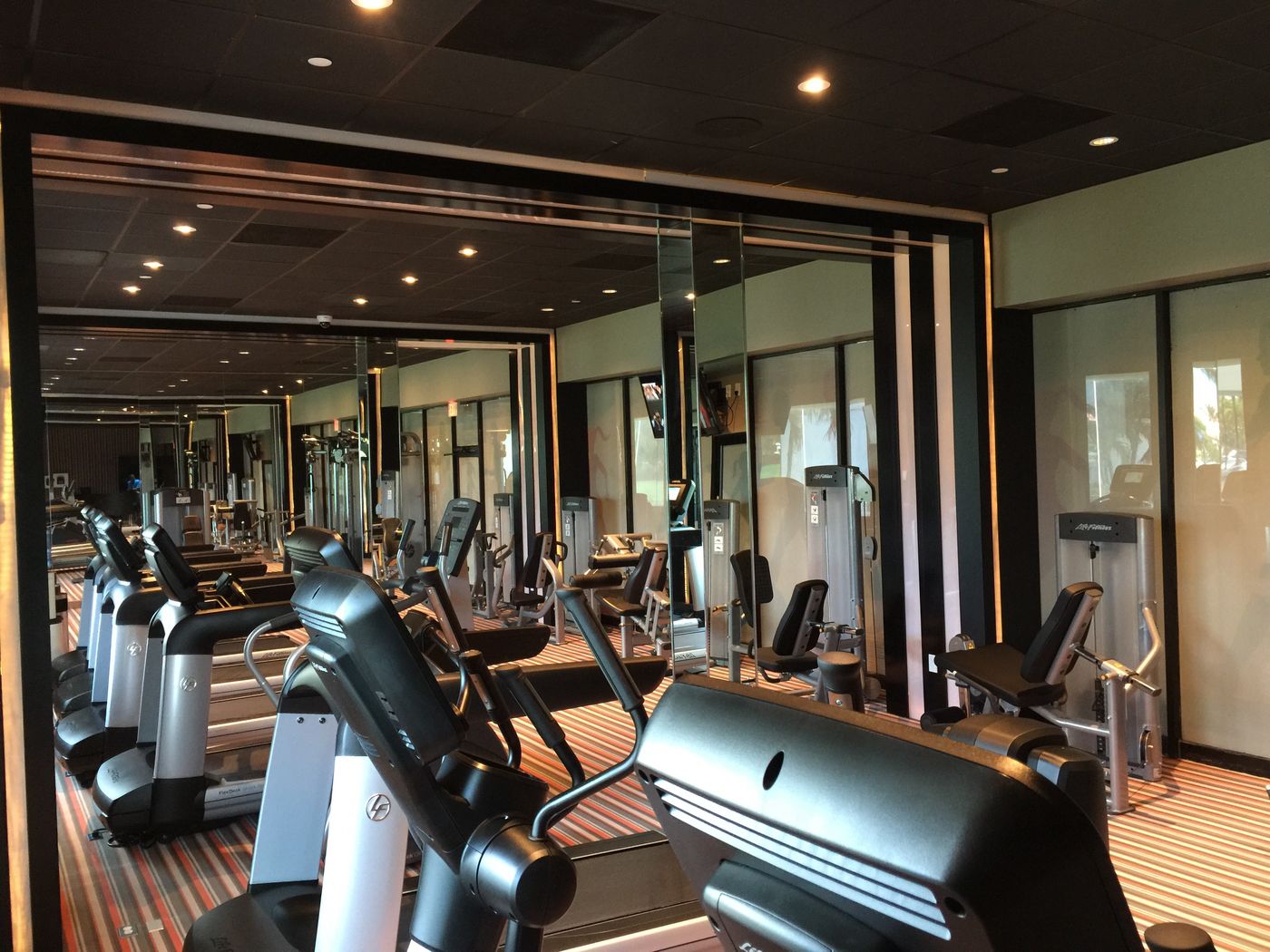 Melia-Nassau-Beach-All-Inclusive-Sports-and-Entertainment-71