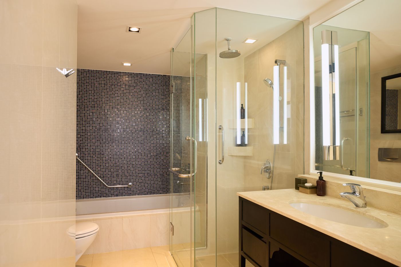 Dusit-Thani-Laguna-Phuket-Room-39