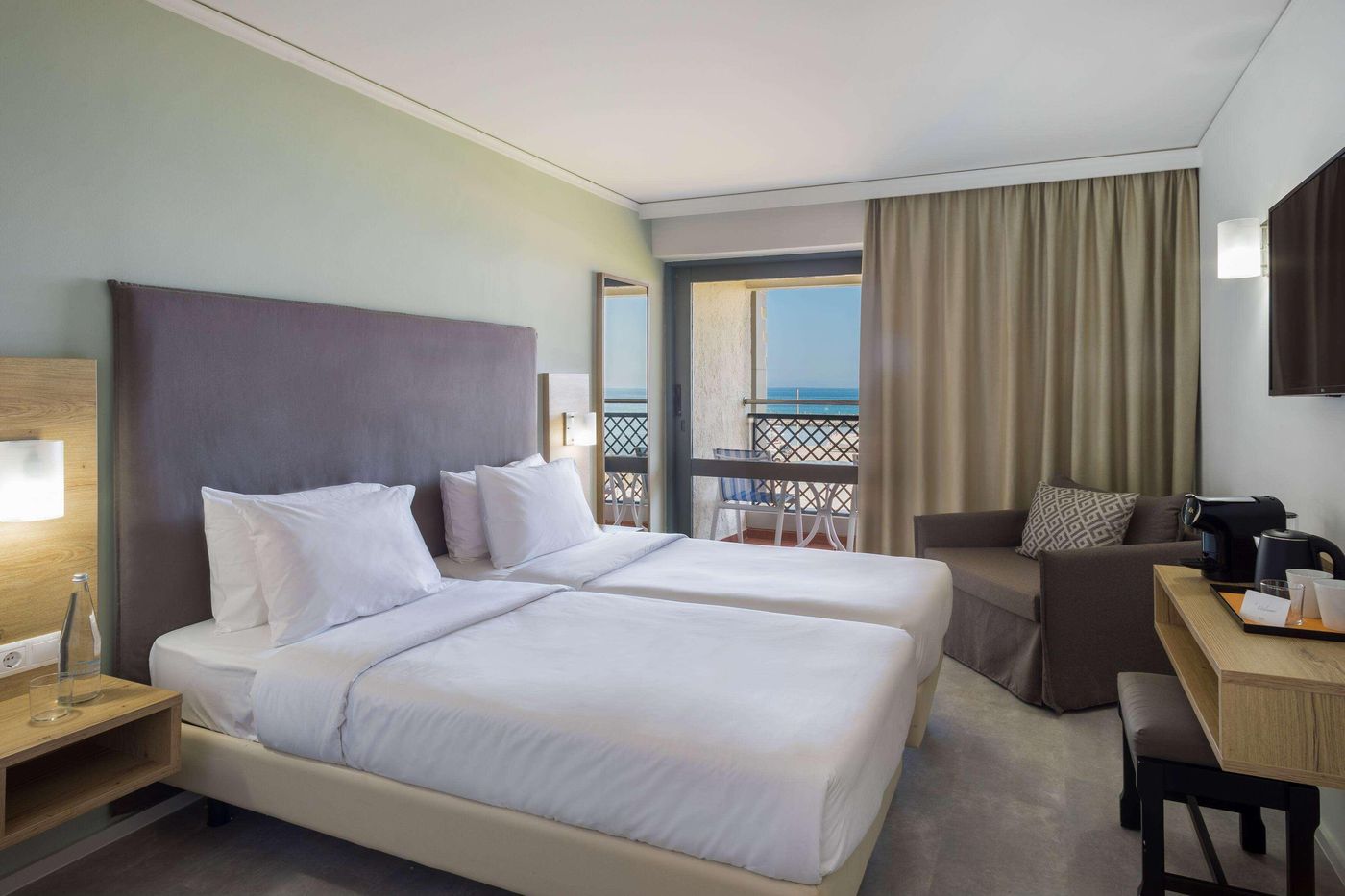 Marina-Beach-Room-26