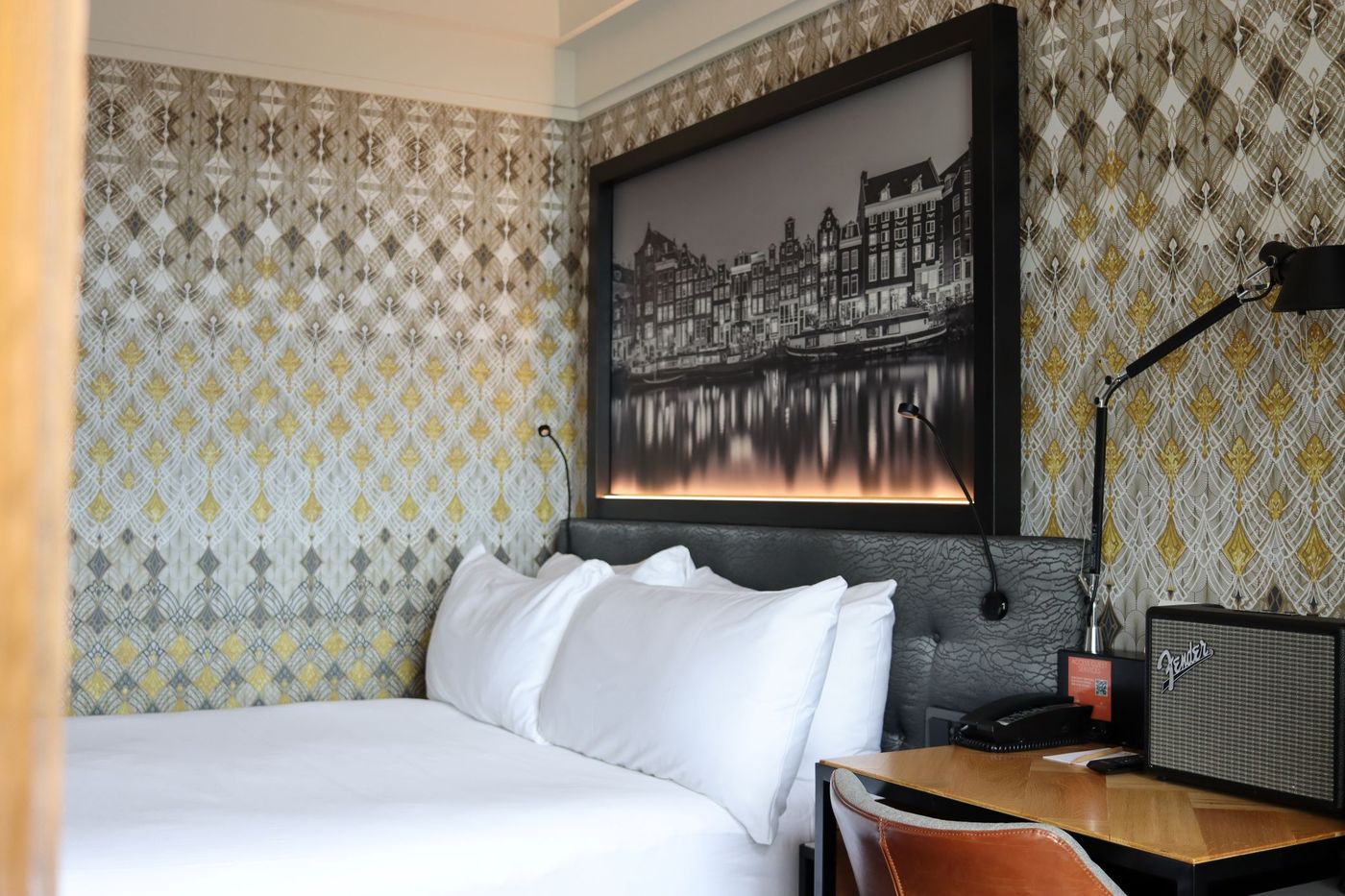 Clayton-Hotel-Amsterdam-American-Room-30