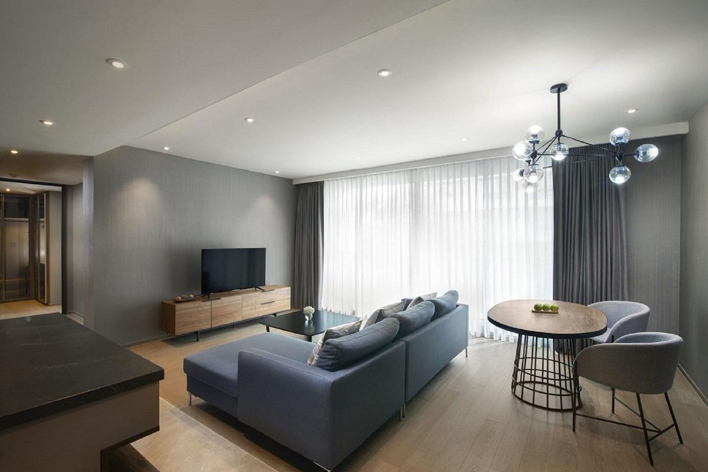 Walton-Suites-Sukhumvit-Room-32