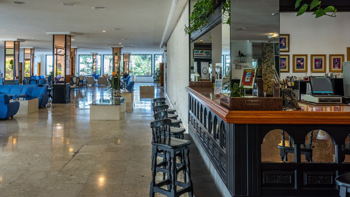 Blue-Sea-Costa-Jardin---Spa-Bar-27