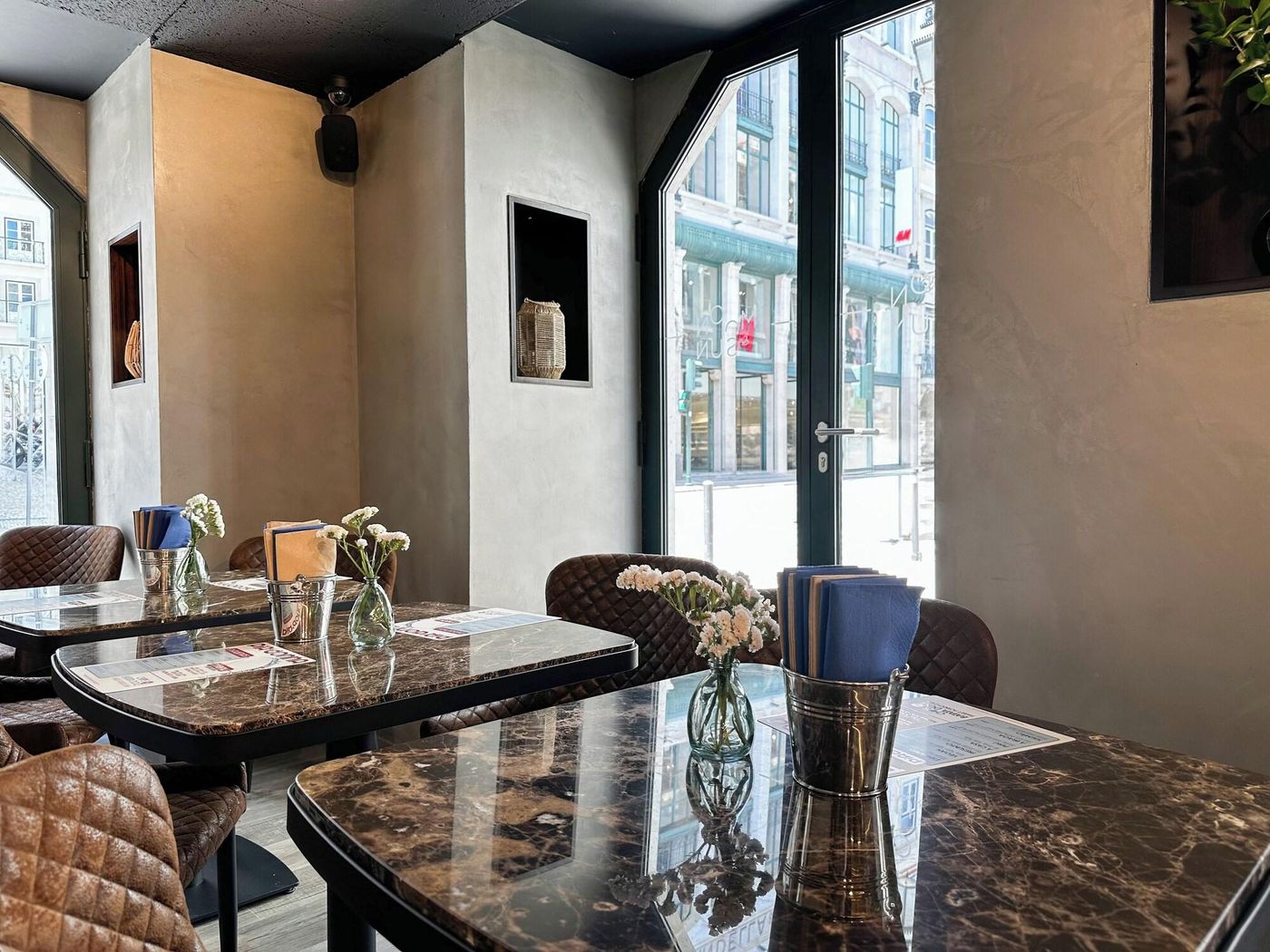 Moon-and-Sun-Lisboa-Restaurant-14