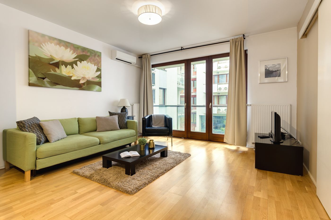 Quality-Point-Apartments-Room-11