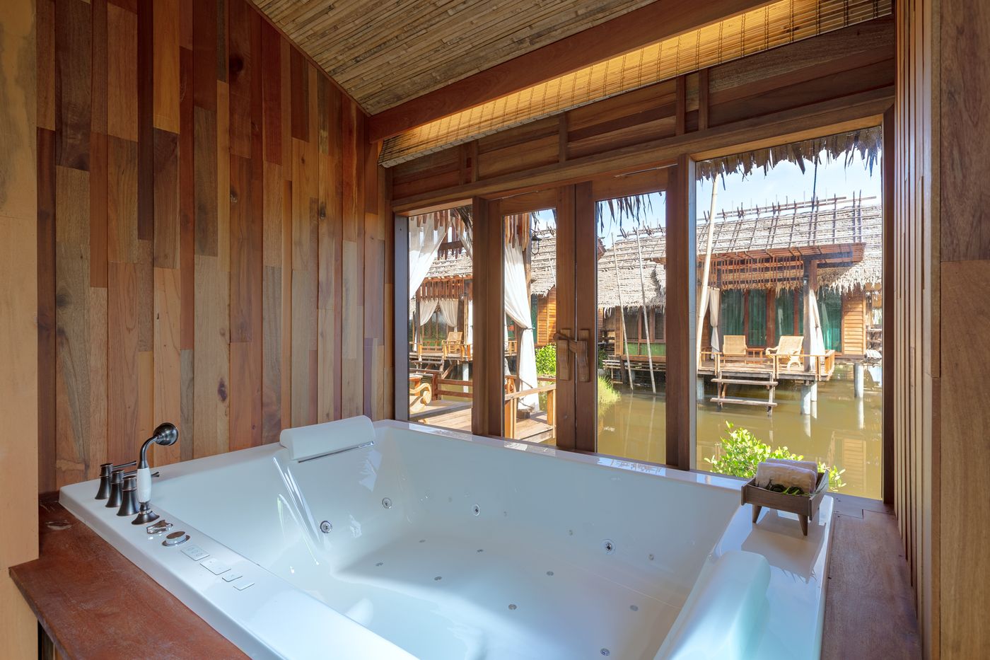 Venice-Krabi-Villa-Resort-Room-38