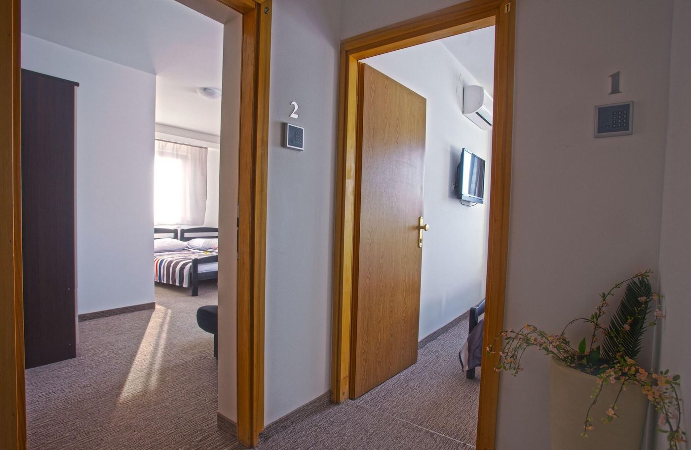 London Rooms Zagreb Airport-Croatia-VELIKA GORICA-Lobby-8