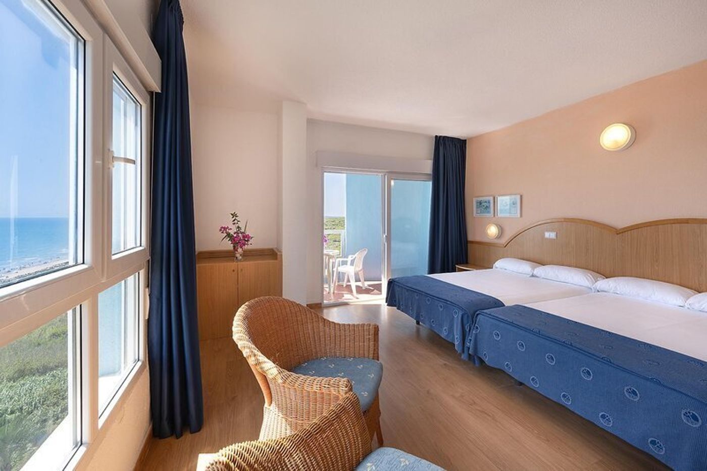 Playas-de-Guardamar-Room-7