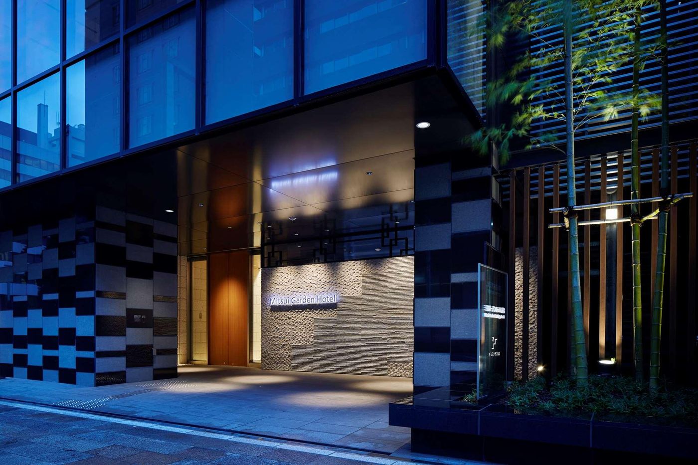 Mitsui Garden Hotel Kyobashi-Japan-Tokyo-General view-2