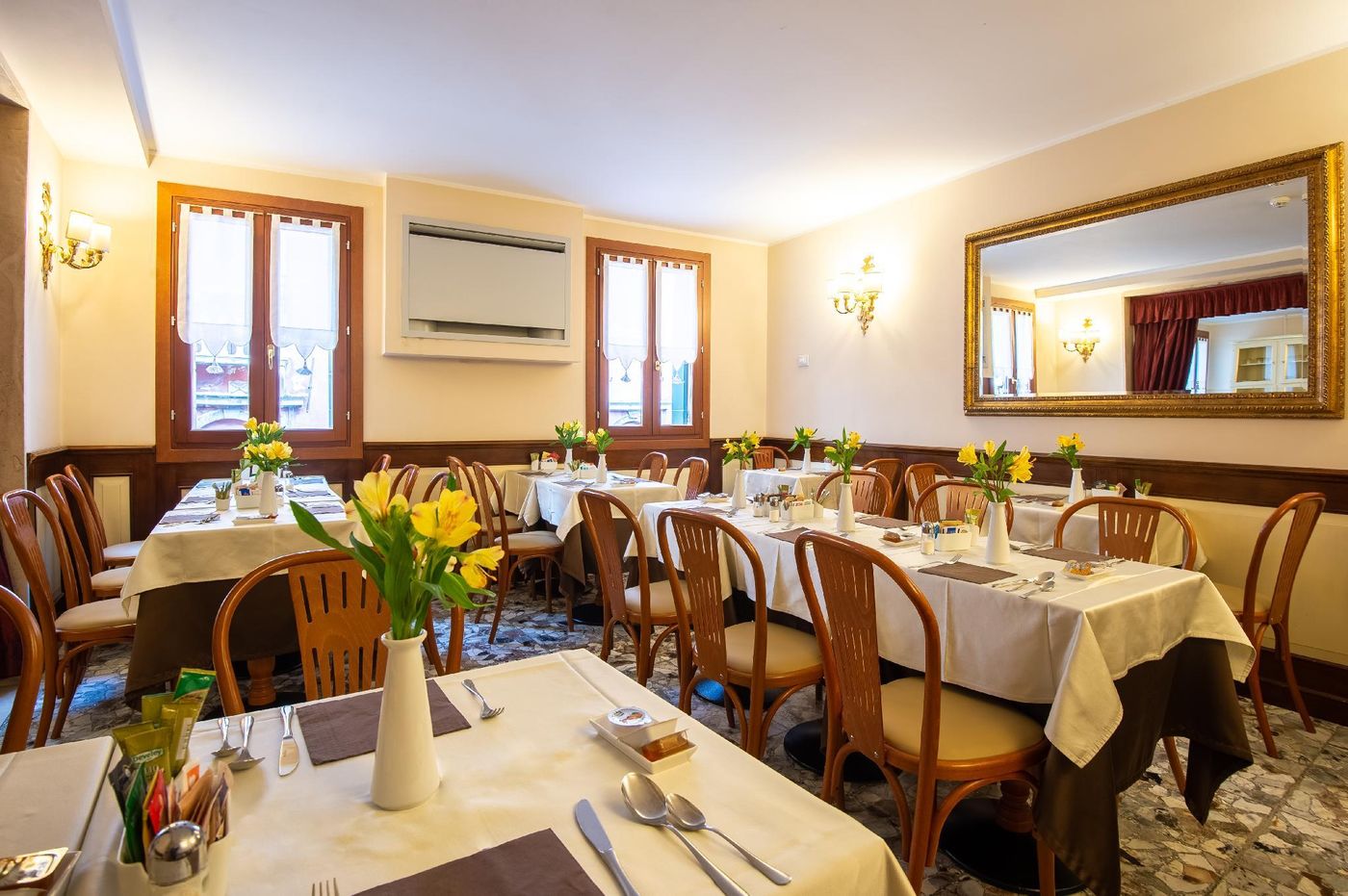 Mercurio-Restaurant-8