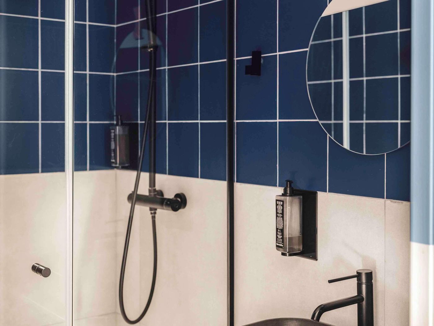 ibis-Styles-Paris-Montmartre-Nord-Room-44