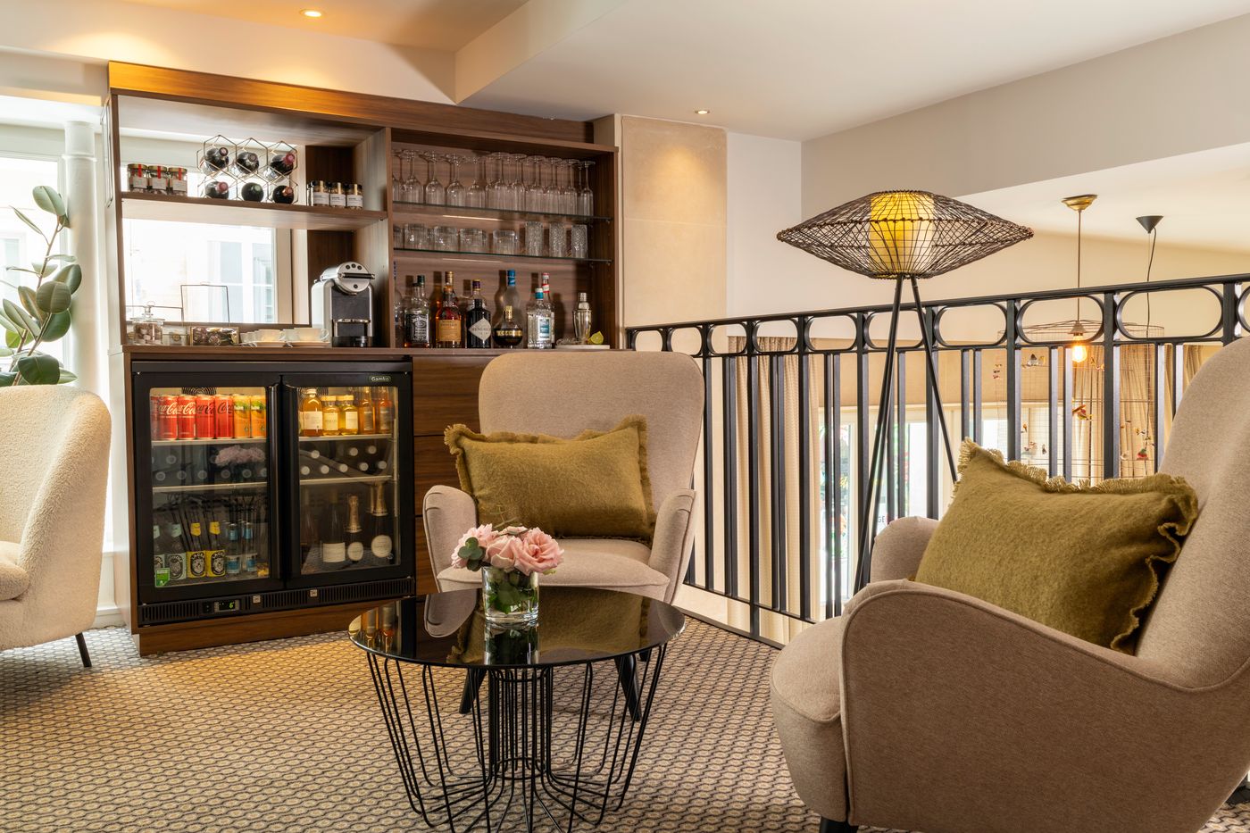 Hotel-Le-Pradey-Bar-12