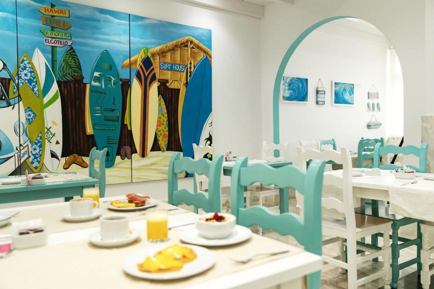 Surfing-Colors-Corralejo-Restaurant-55