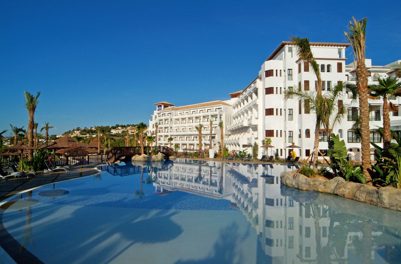 SH-Villa-Gadea-General-view-1