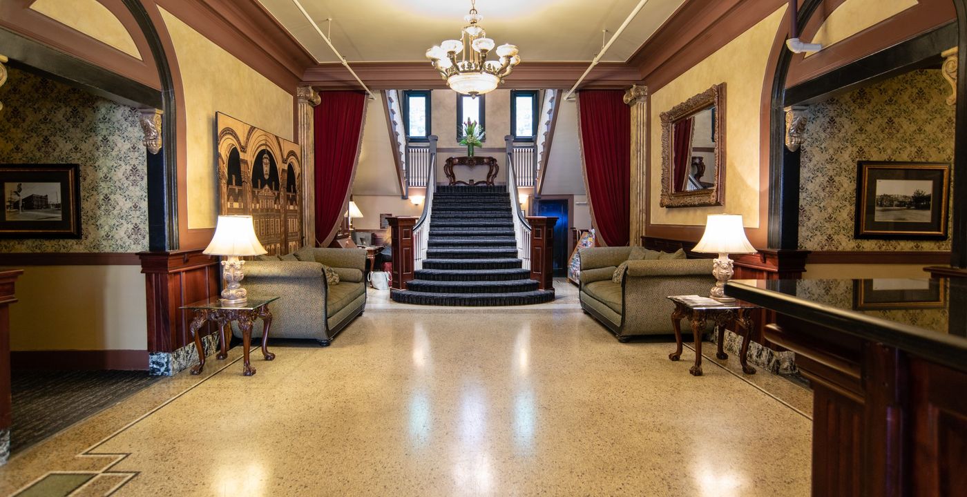 MarQueen-United States-SEATTLE-Lobby-2