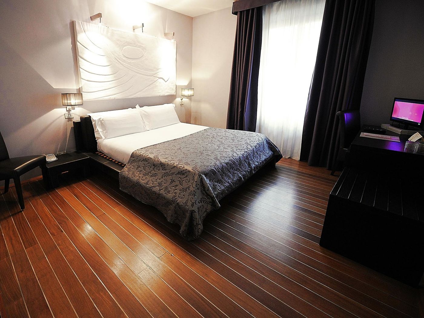 Borghese-Palace-Art-Hotel-Room-19