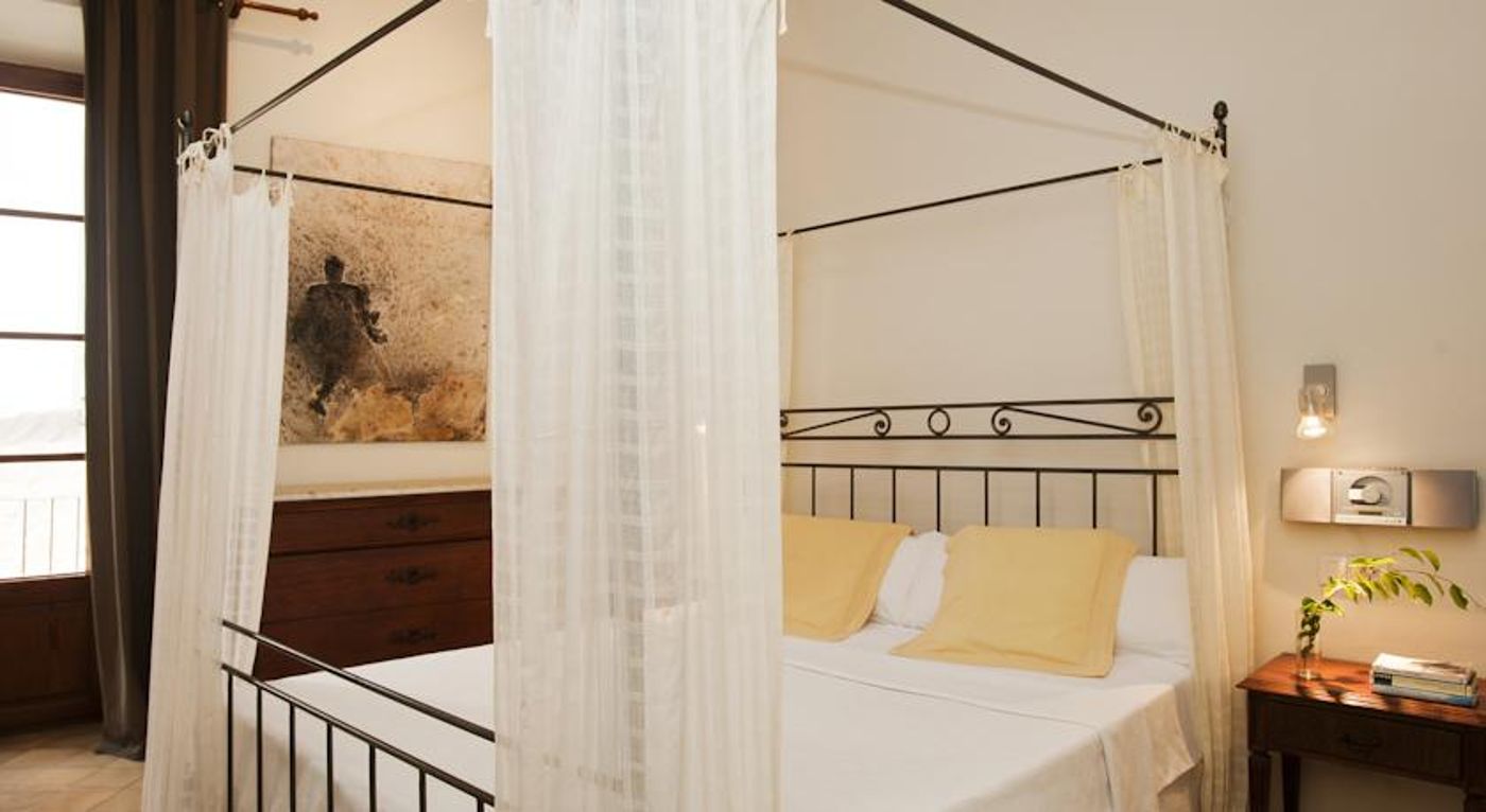 Fornalutx Petit Hotel