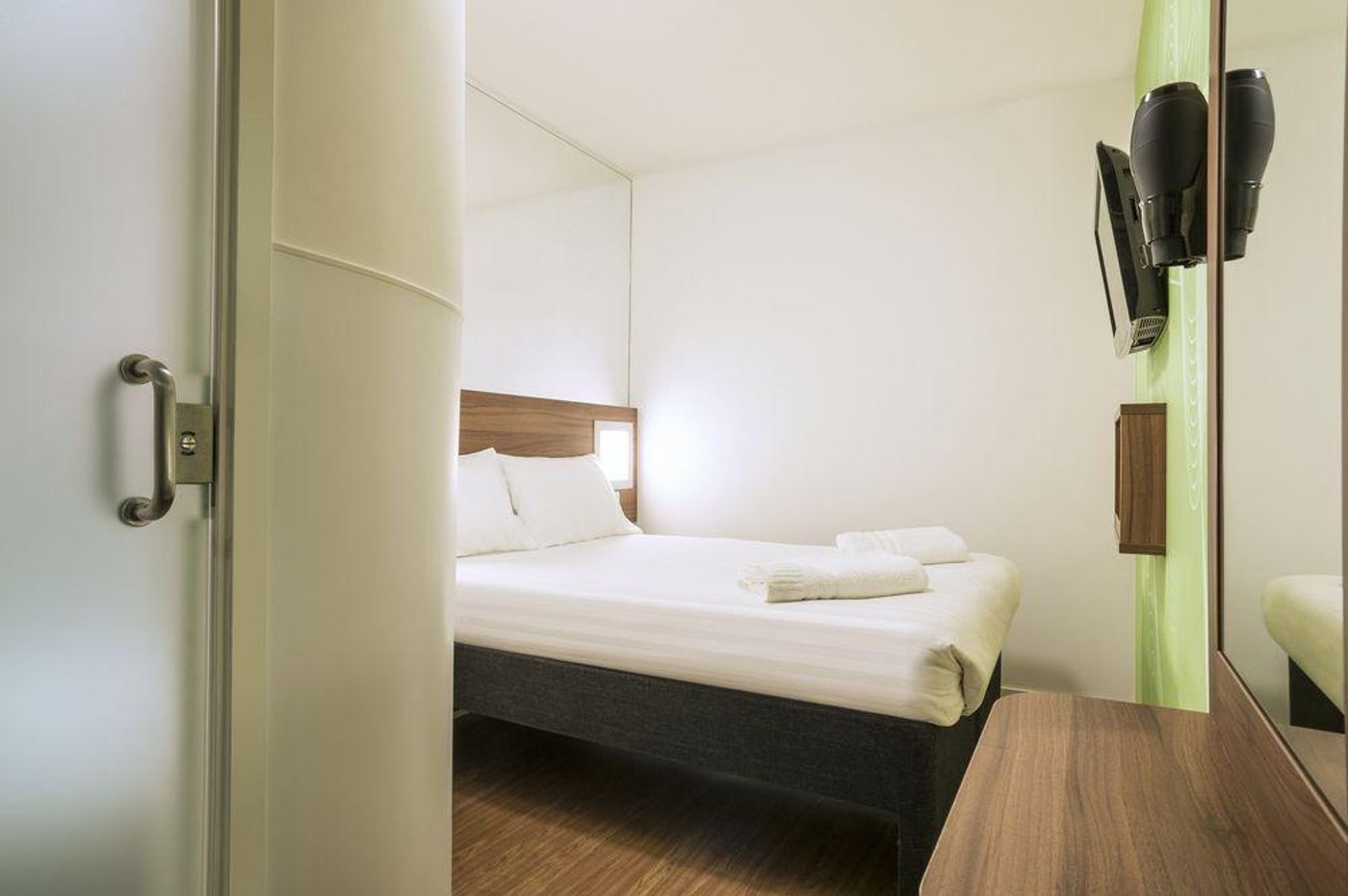 Point A Liverpool Street - United Kingdom - LONDON - Room - 1