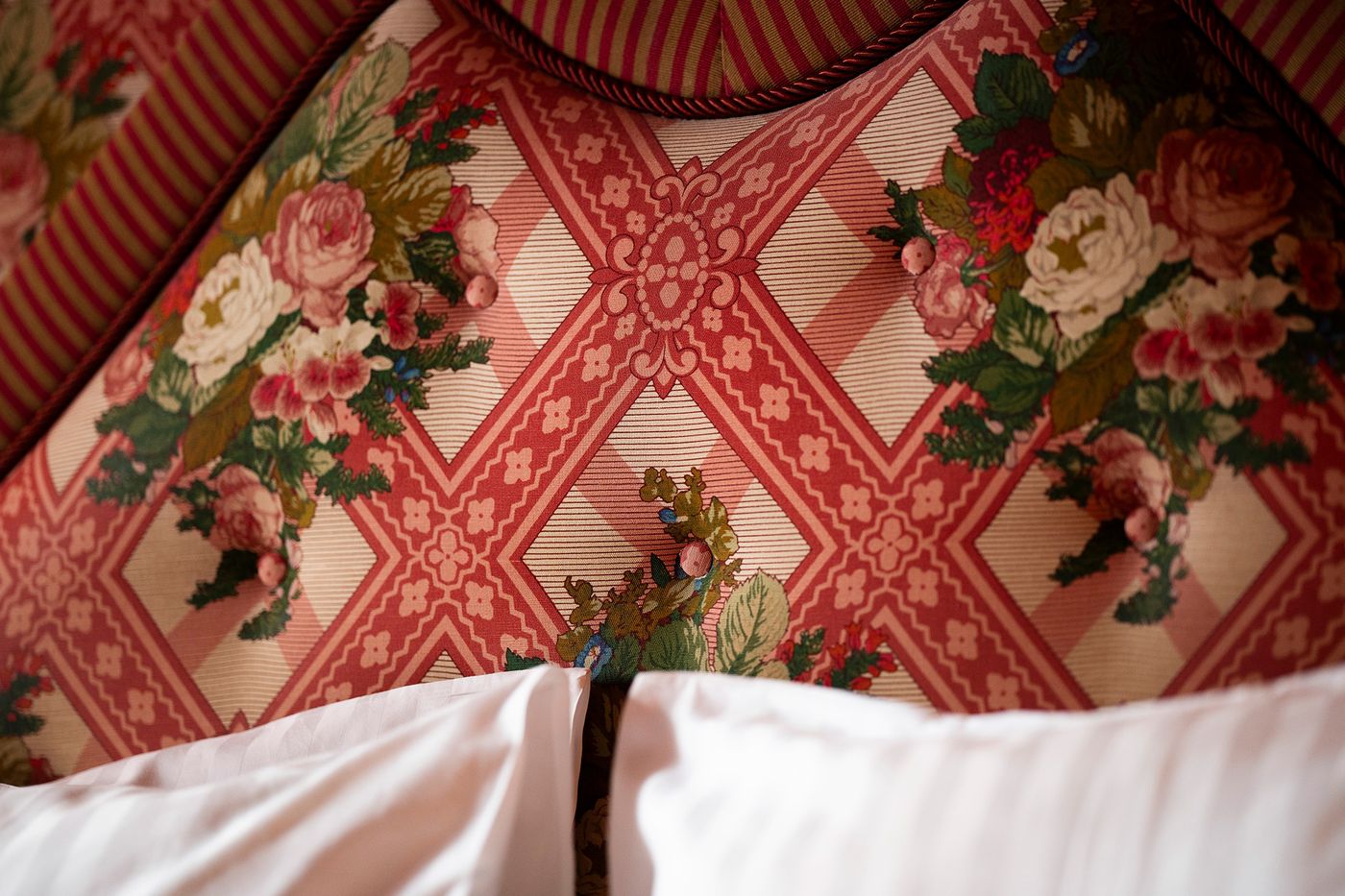 Maison-Athenee-Room-39