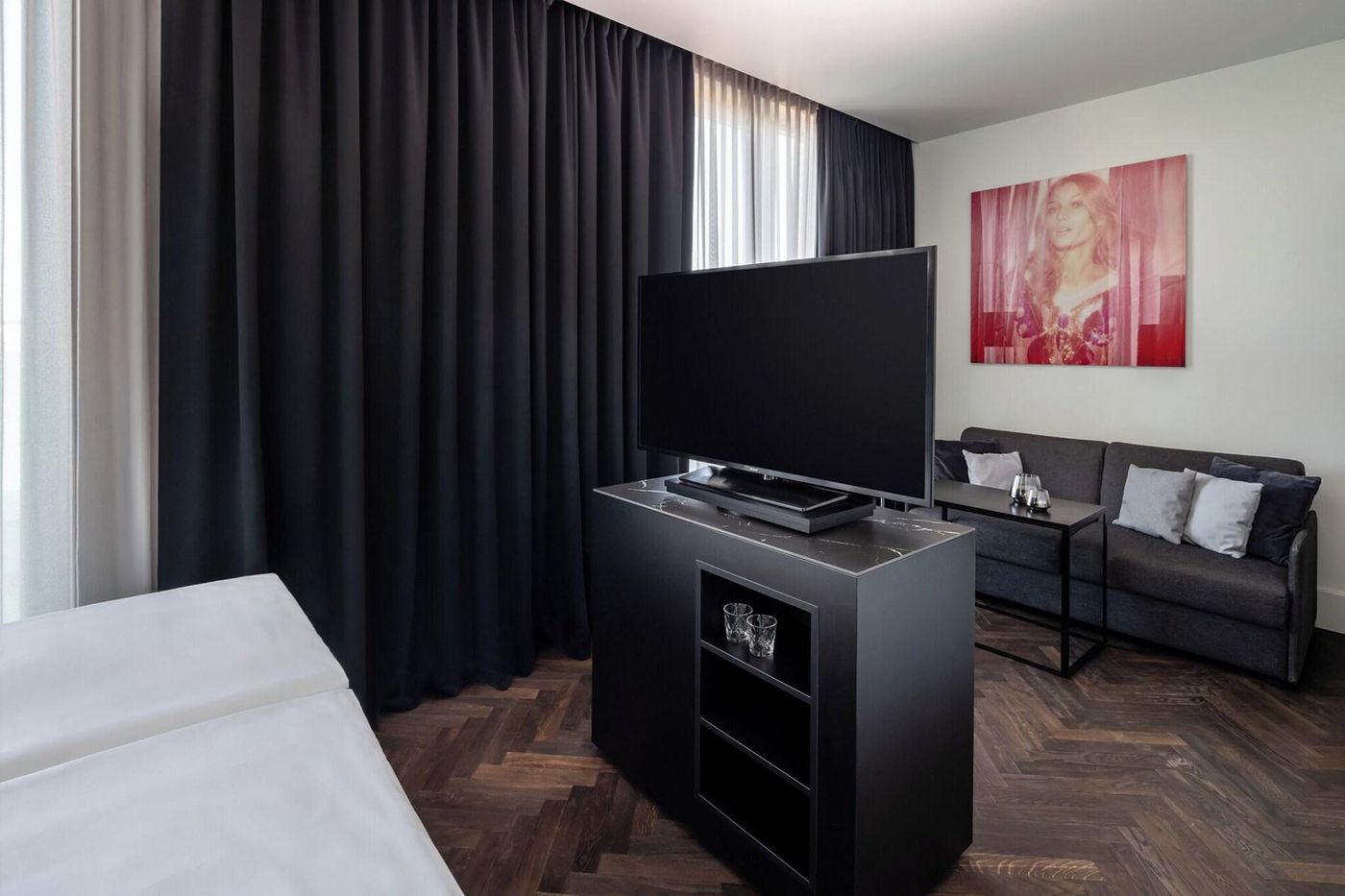 Amano-Grand-Central-Room-28